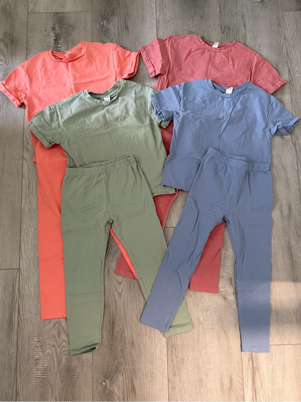 SHEIN Coral, Sage & Dusty Blue Kids Leggings Set